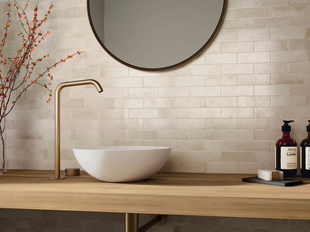 Ape Capri Falburkolat | Csempék és Járólapok