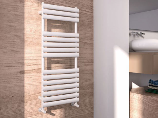 Arezzo Design Moon white 500 x 1190 mm törölköz?szárítós radiátor