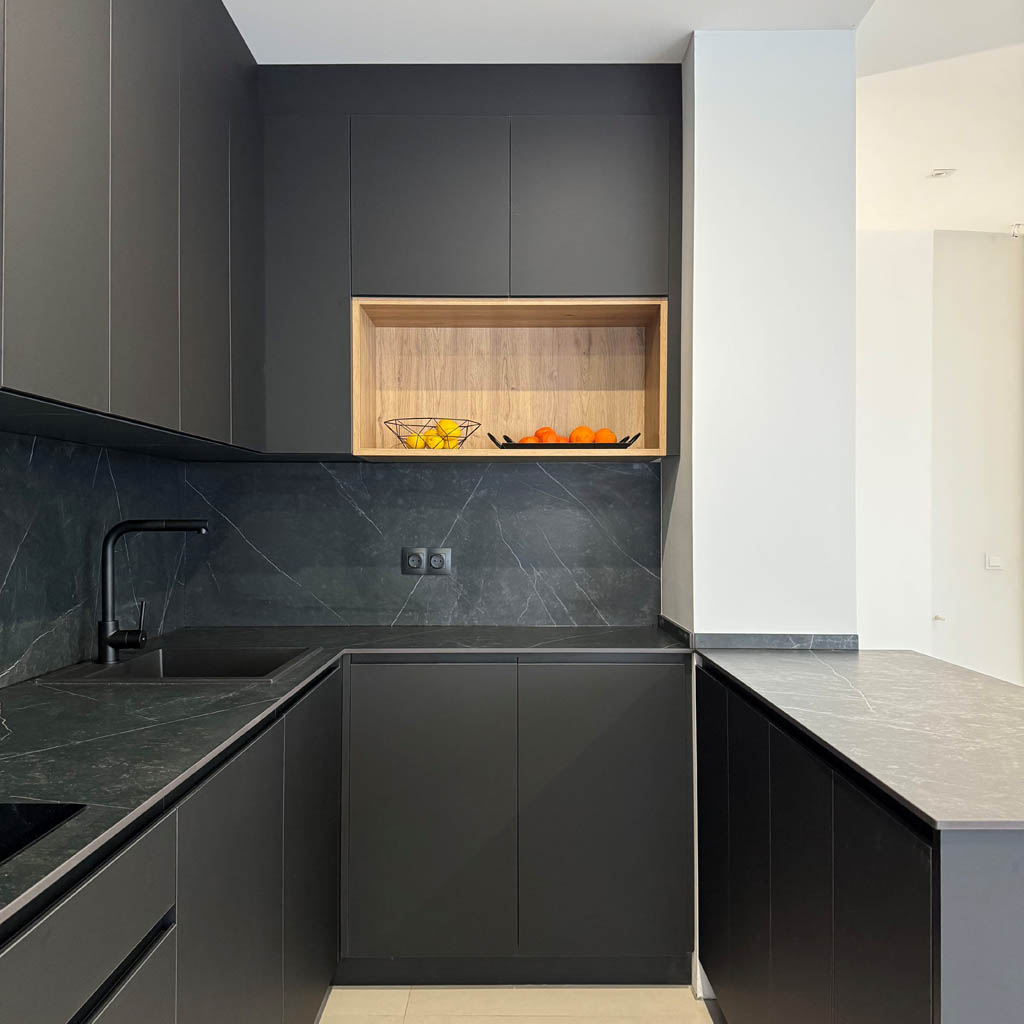 Ascale Allure Black Konyhai burkolólap | Csempék és Járólapok