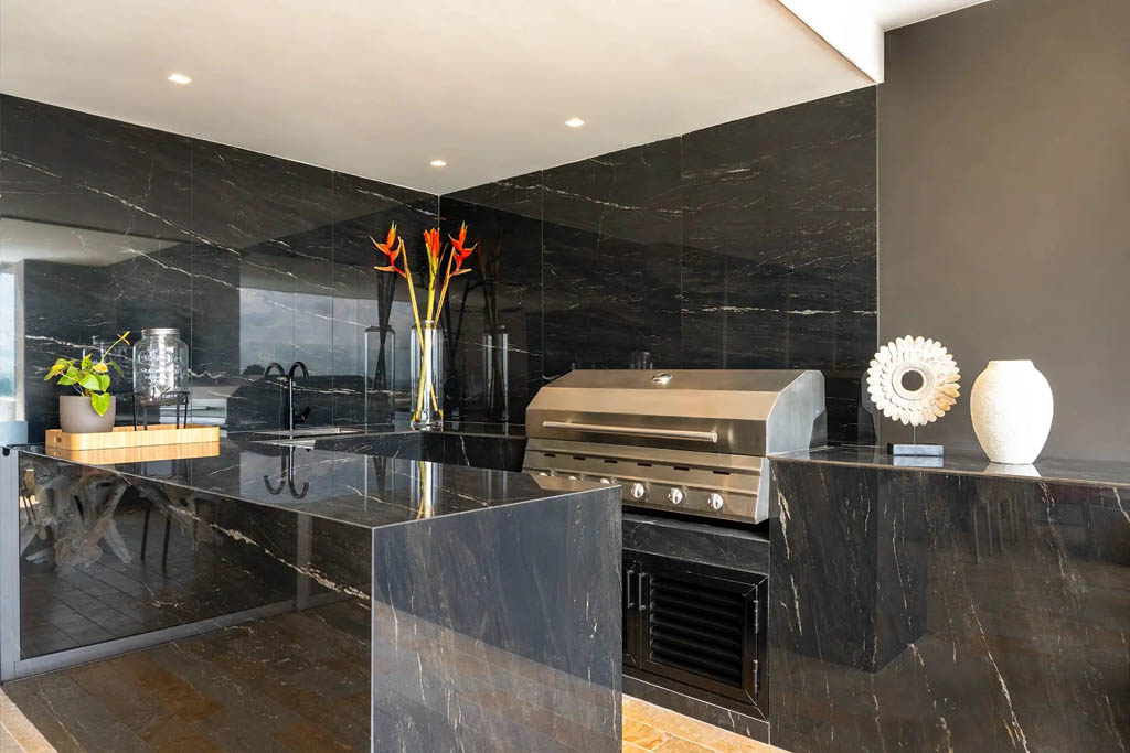 Ascale Belvedere Black Konyhai burkolólap | Csempék és Burkolatok