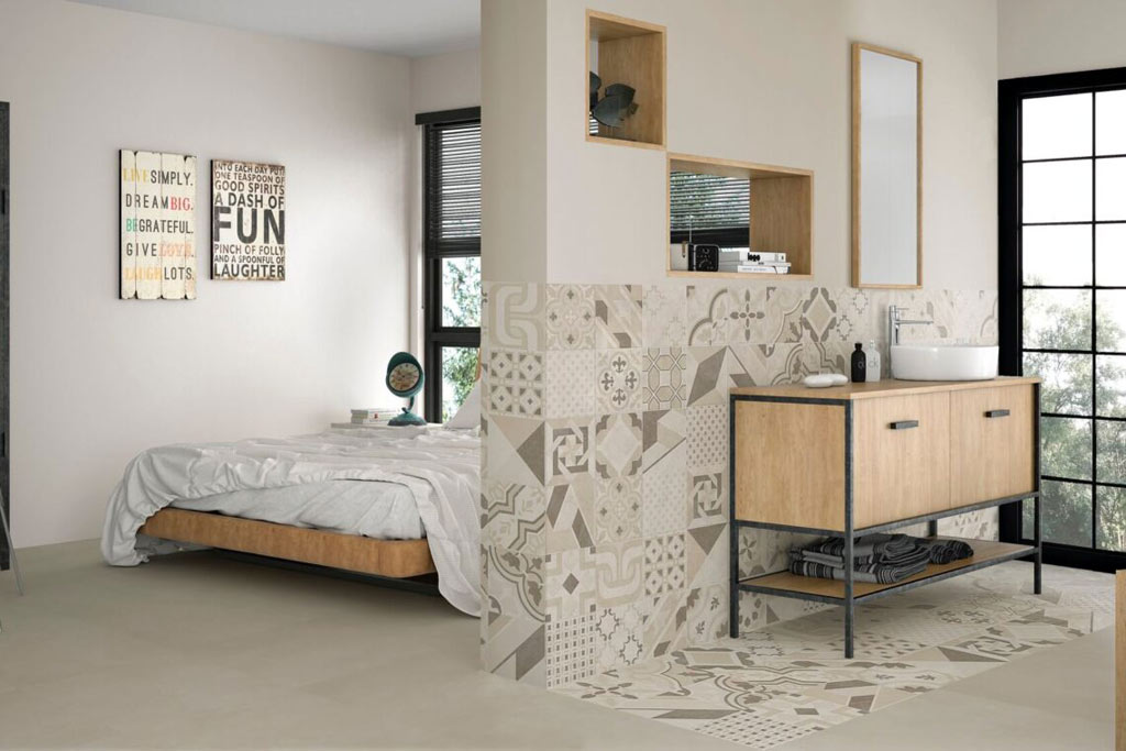 Emigres Neutral Falburkolat 