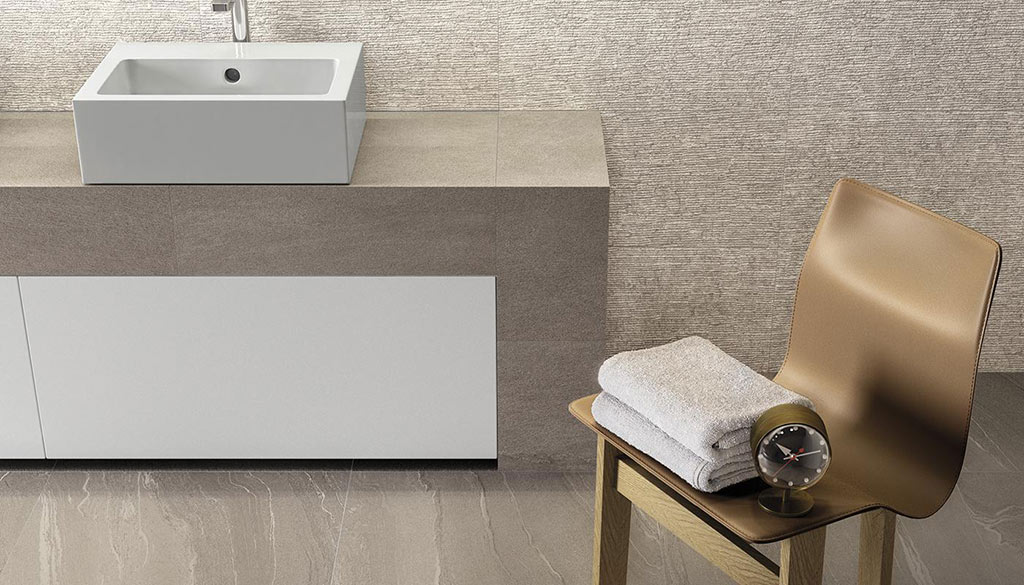 Ergon Stone Talk Falburkolat | Csempék és Padlólapok