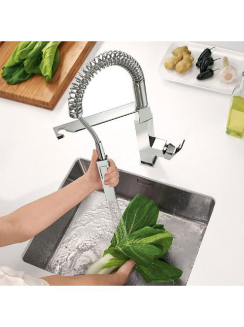Grohe Eurocube egykaros konyhai csaptelep lengőkifolyóval, króm 31395000