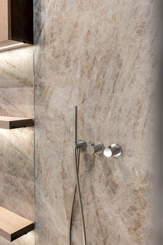 Florim Iconic Life Falburkolat | Csempék és Padlólapok