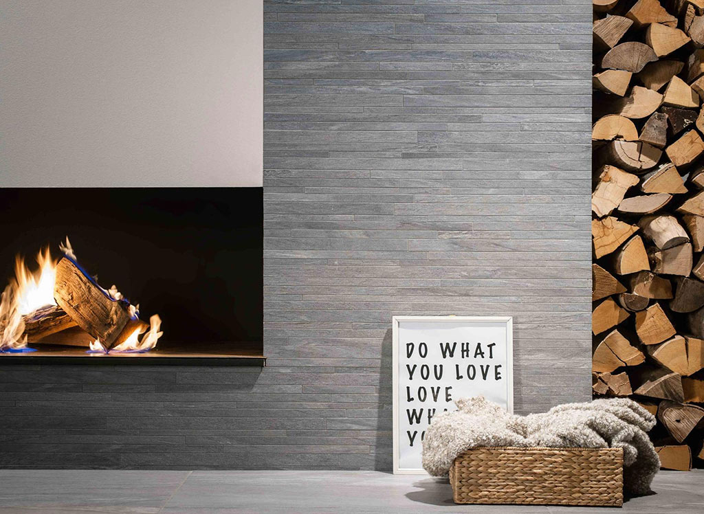 Polis Montagne Falburkolatok 