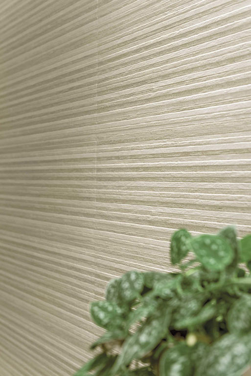 Polis Montagne Falburkolatok 