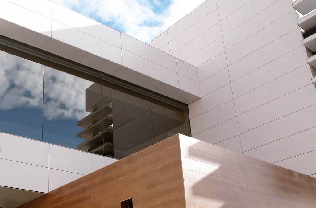 Porcelanosa Technic Falburkolat | Csempék és Padlólapok