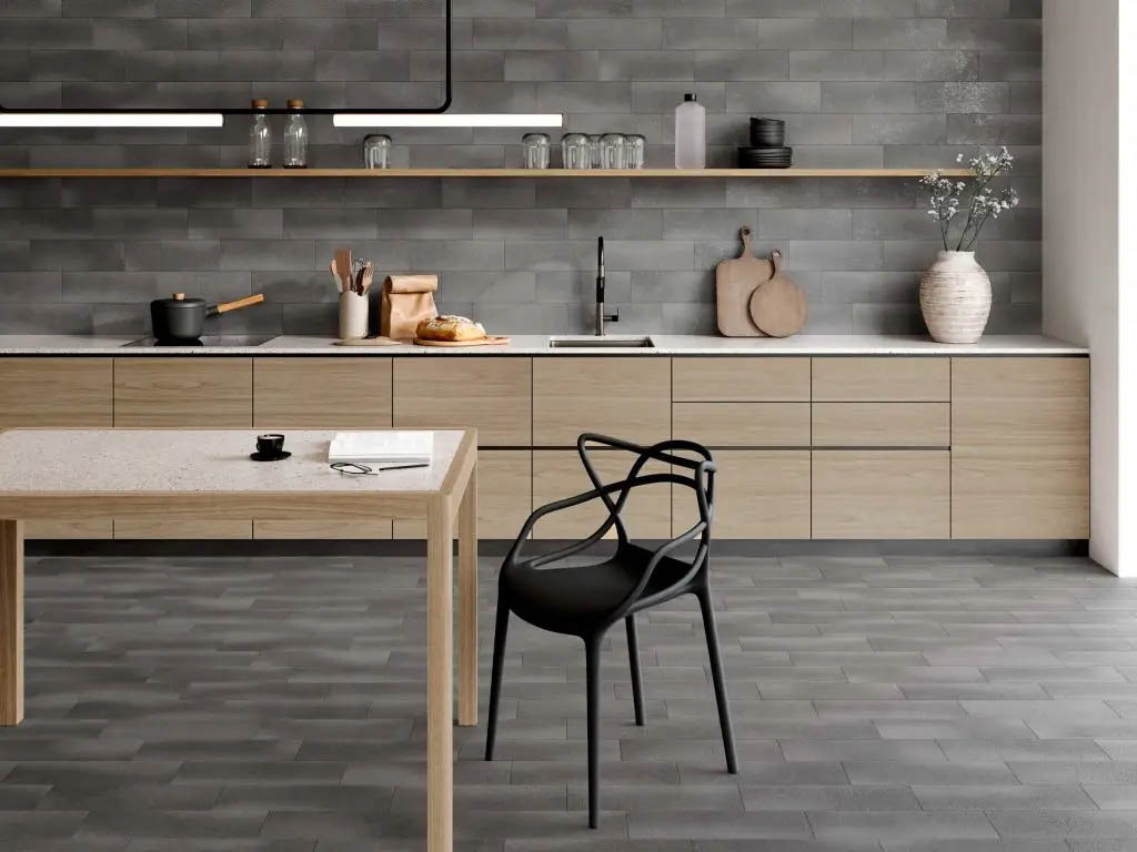 Realonda Atobon Falburkolat 