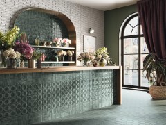 Ape Manacor Falburkolat 