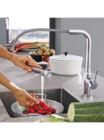 Grohe Essence kihúzható fejes konyhai csaptelep két funkcióval, króm 30270000