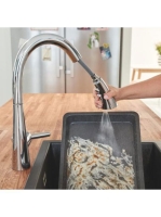 Grohe Zedra egykaros konyhai csaptelep kihúzható fejjel, króm 32294002