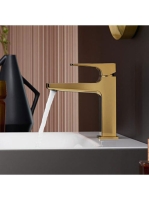 Hansgrohe Metropol polírozott arany hatású mosdócsaptelep 110 push-open lefolyóval 32507990