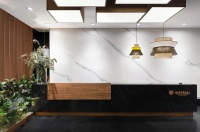 Porcelanosa Aria White Xlight Falburkolat | Csempék és Járólapok