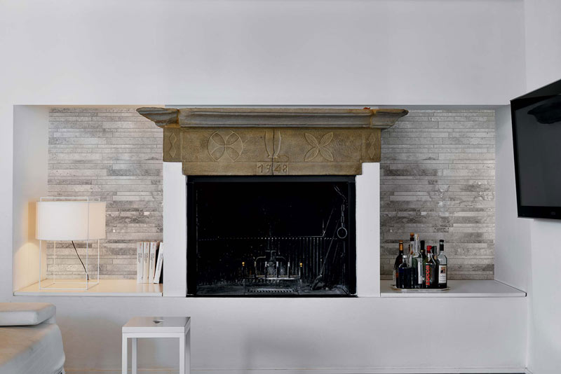 Rex La Roche Di Rex Falburkolat 