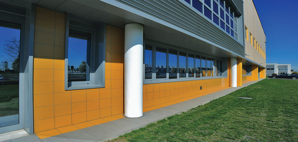 Vogue Technical Solutions Falburkolat | Csempék és Járólapok